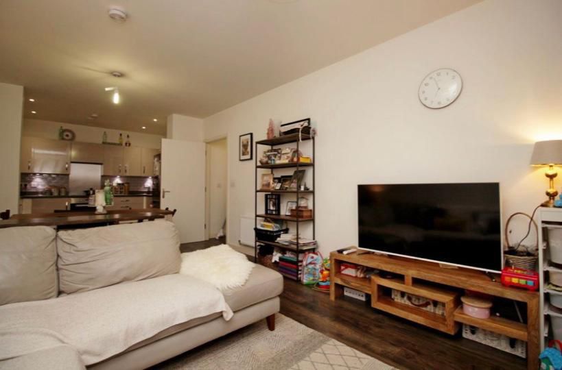 Property photo 3 of 14