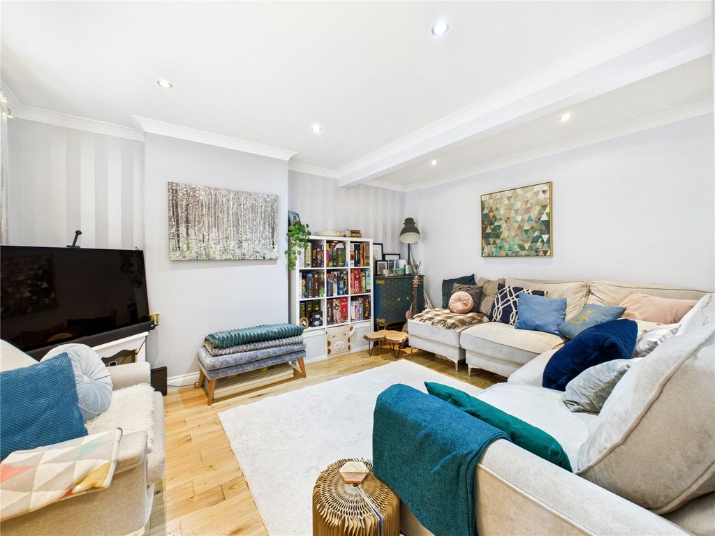 Property photo 3 of 17 Picture No. 60