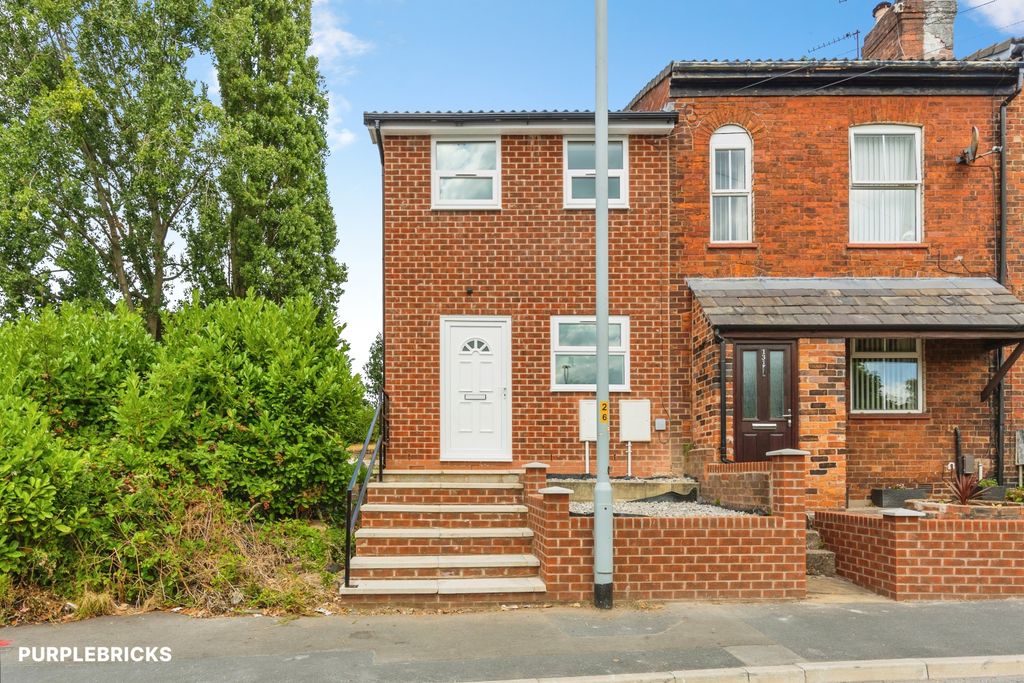 Property photo 2 of 25