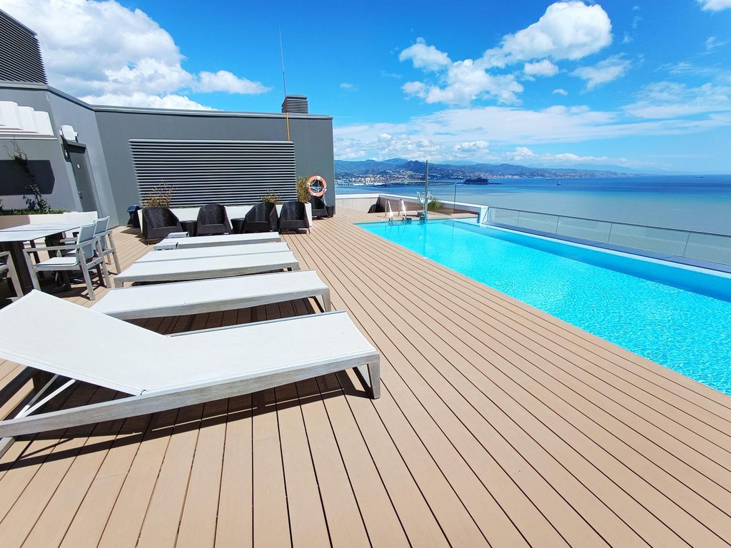 Property photo 3 of 39