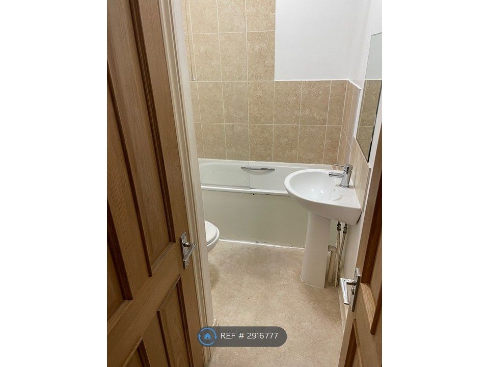 Property photo 3 of 3
