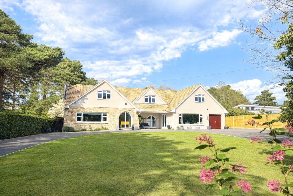 Property photo 1 of 18 Picture No. 27