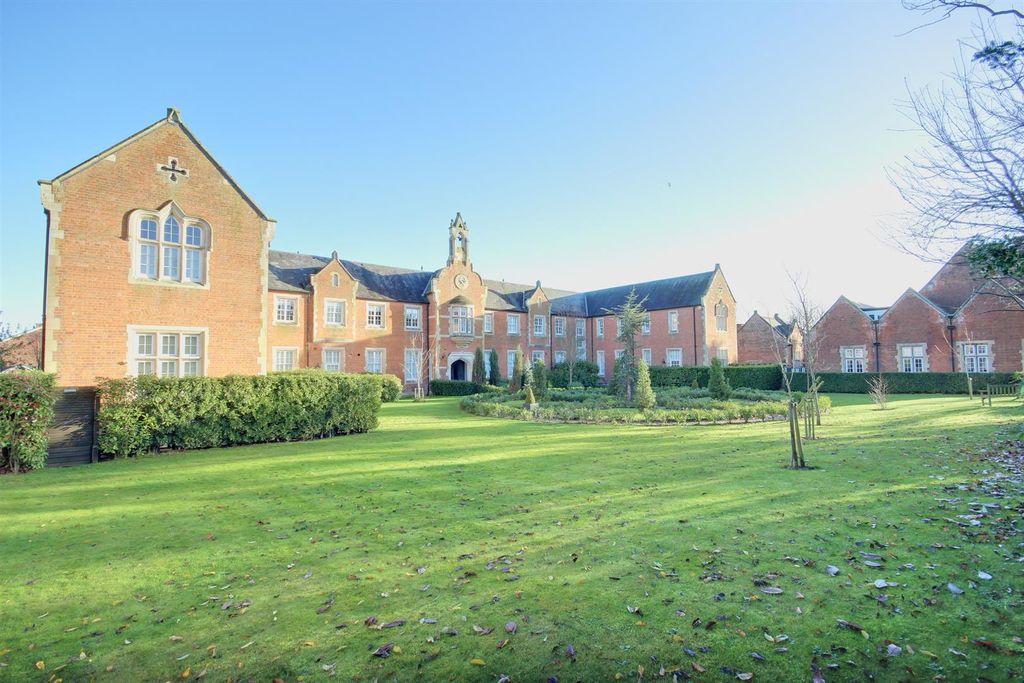 Property photo 2 of 22 The Mansion House (2).Jpg