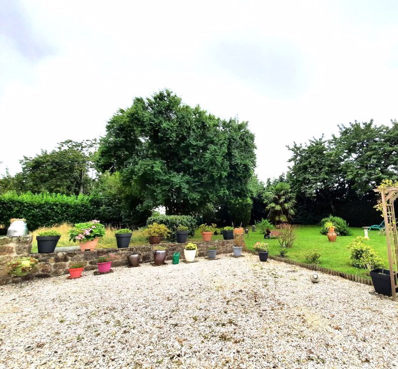 Property photo 3 of 16 Photo 13