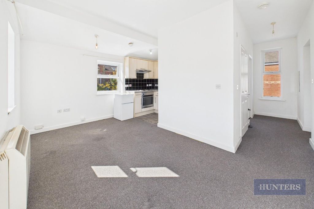 Property photo 2 of 7 Cam05152G0-Pr0242-Still006.Jpg