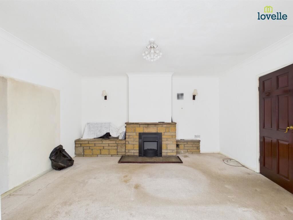 Property photo 3 of 16