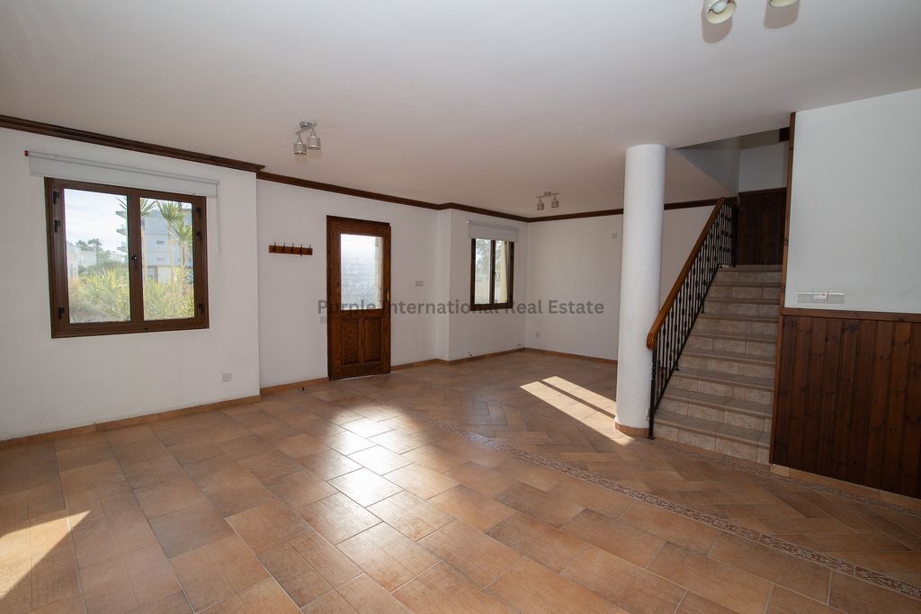 Property photo 1 of 37