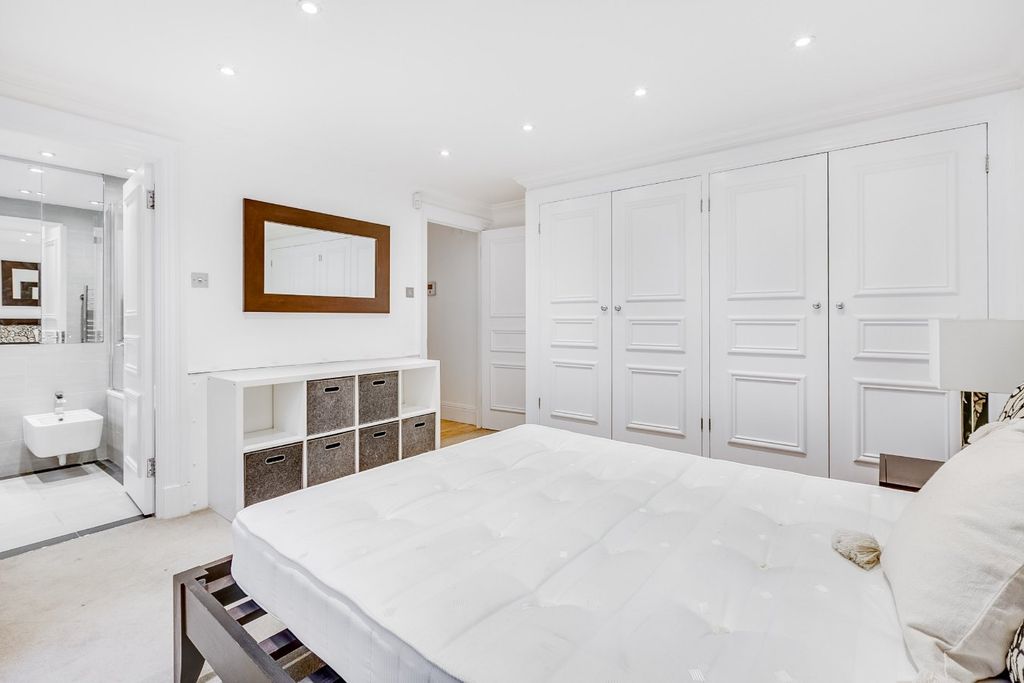 Property photo 3 of 9 Picture No. 15