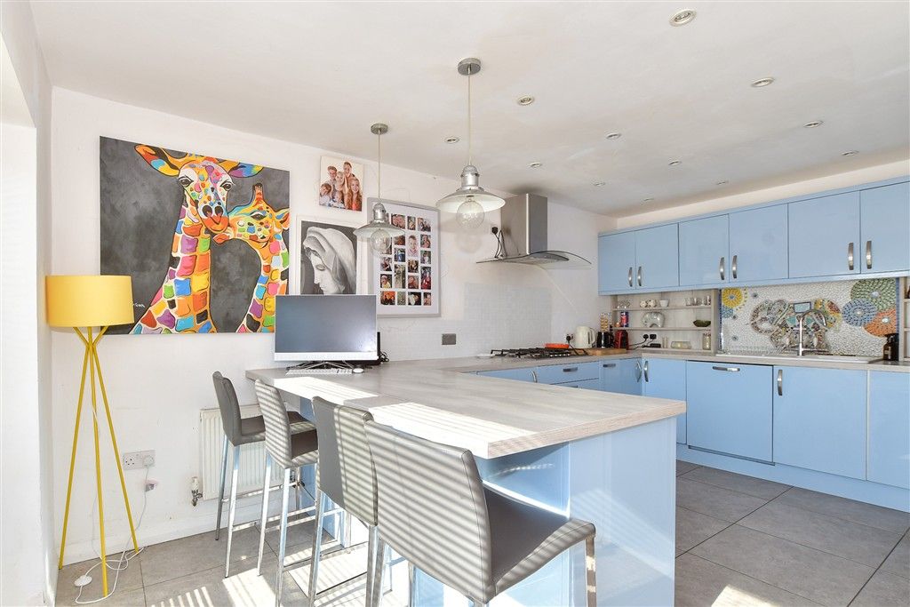 Property photo 1 of 14 Lounge/Kitchen