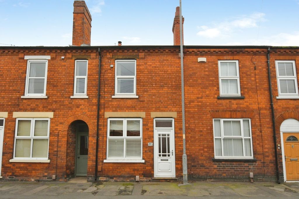 Property photo 1 of 16