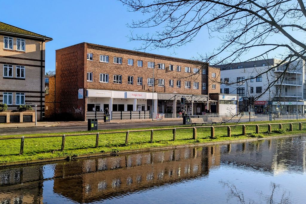 Property photo 1 of 15