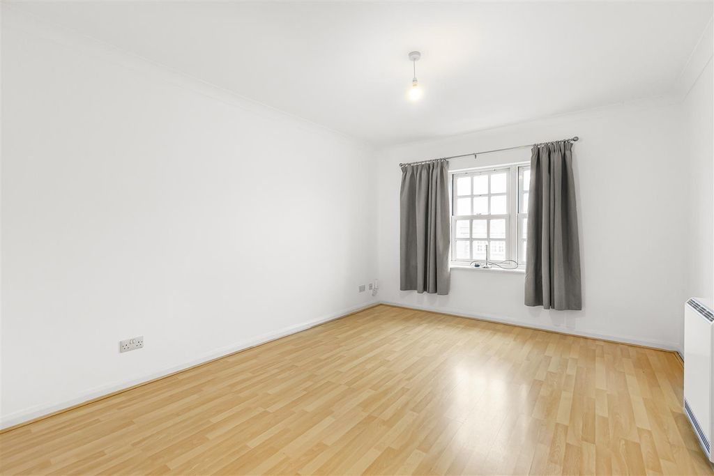 Property photo 2 of 15 17_42119.Jpg