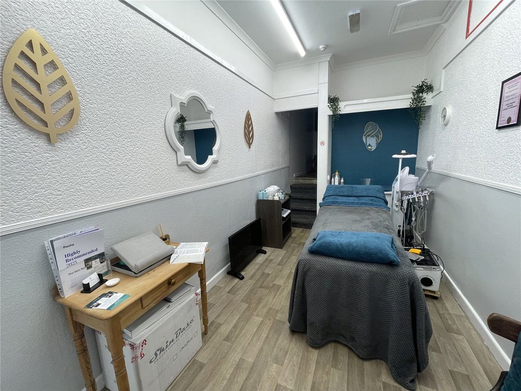 Property photo 2 of 5 Picture No. 08