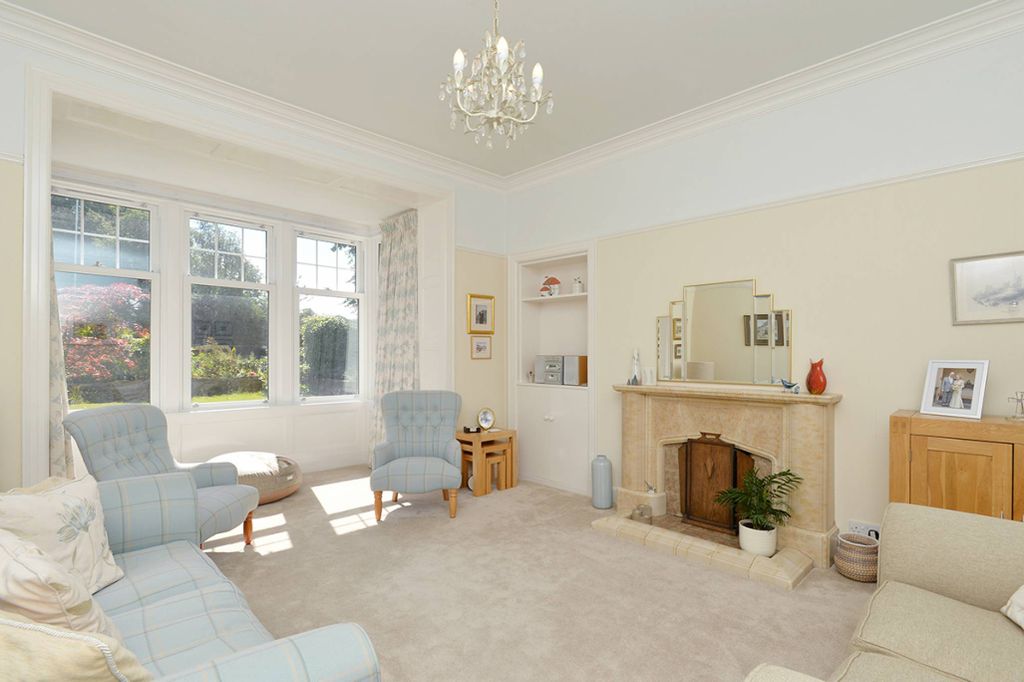 Property photo 2 of 29