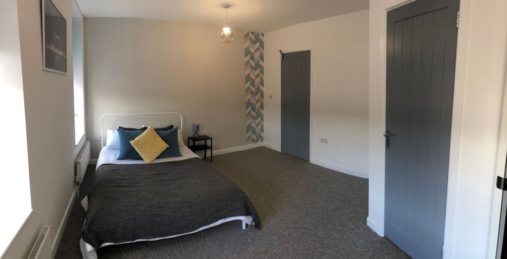 Property photo 1 of 7 Bedroom 3