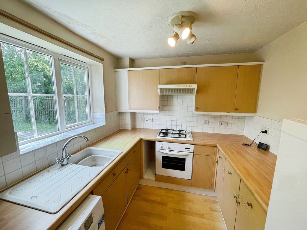 Property photo 2 of 11