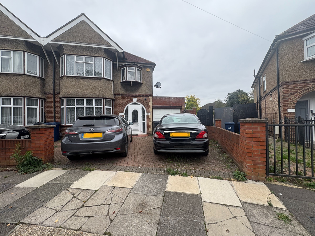 Property photo 1 of 1