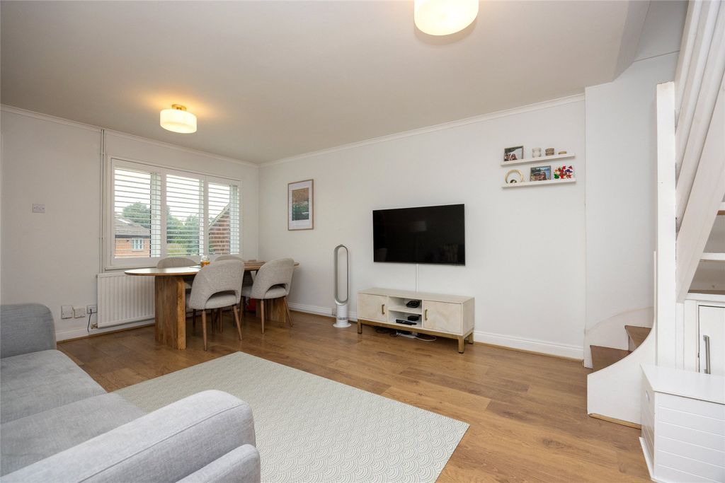 Property photo 2 of 25 Picture No. 48