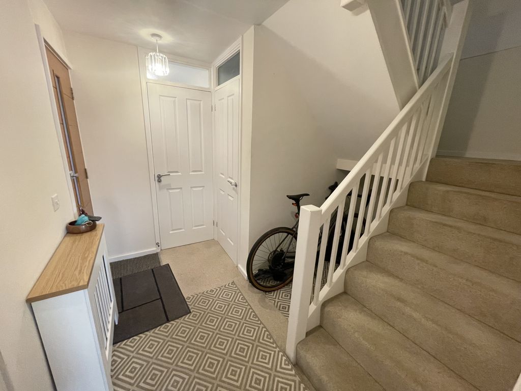 Property photo 2 of 18 Gallery