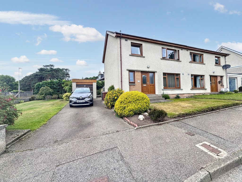 Property photo 1 of 23