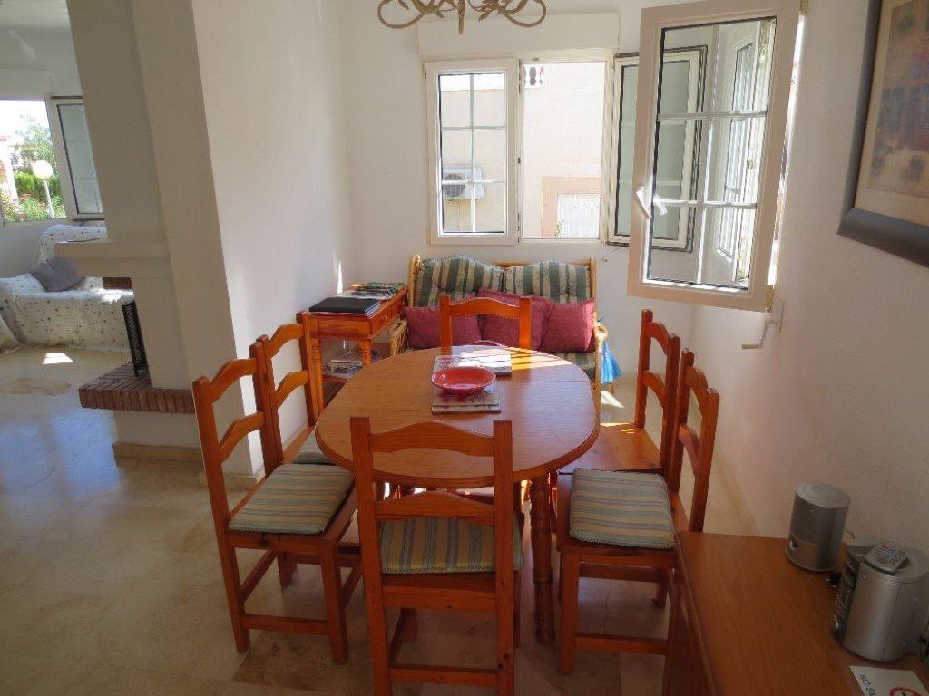Property photo 2 of 30