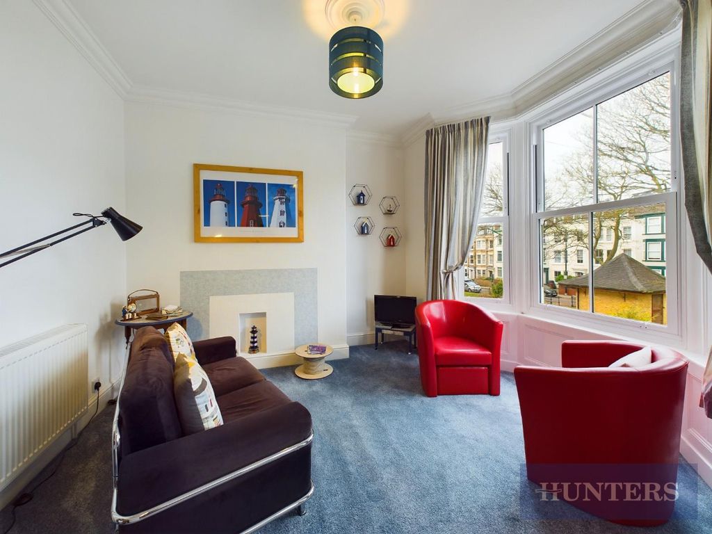 Property photo 2 of 9 Cam03407G0-Pr0440-Still006.Jpg