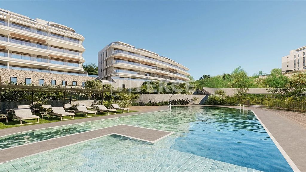 Property photo 1 of 10 Middle Floor Cerrado Del Águila Mijas Málaga