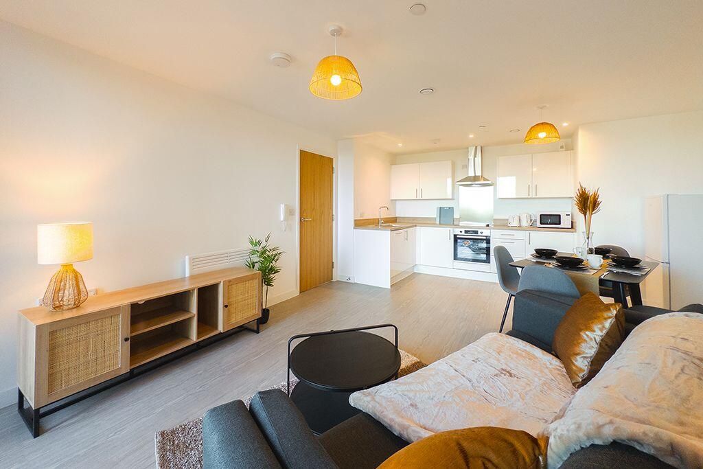 Property photo 1 of 5 1 Bed Flat To Rent Thirsk Road, Mitcham And Tooting Border Cr4