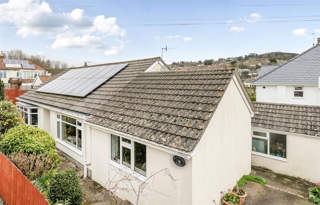 Property photo 1 of 15 1-69c28E65A3253-1-69Adc52232347-1424652-2-69Ab053d