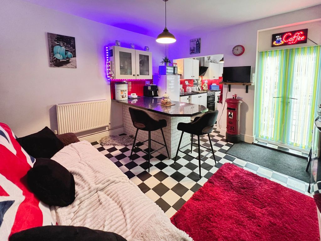 Property photo 3 of 16 Img_4091