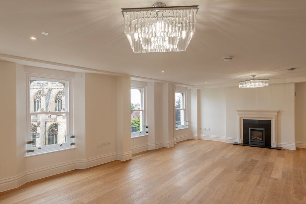 Property photo 3 of 23 Living Room