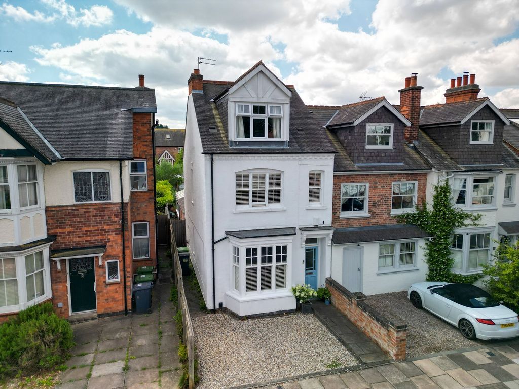 Property photo 1 of 40