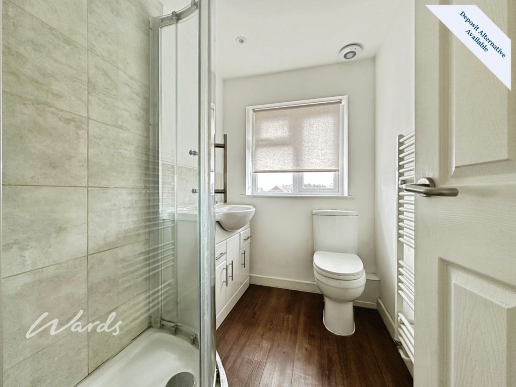 Property photo 3 of 12 Bathroom