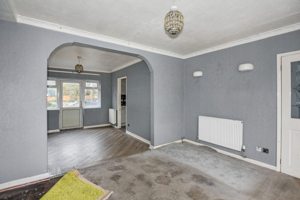 Property photo 3 of 17 98 Riverside Road, Sidcup, Da14 4Pu