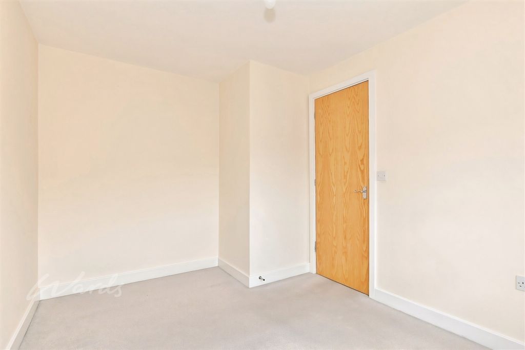 Property photo 3 of 9 6c35Ade5-901H3Pjx