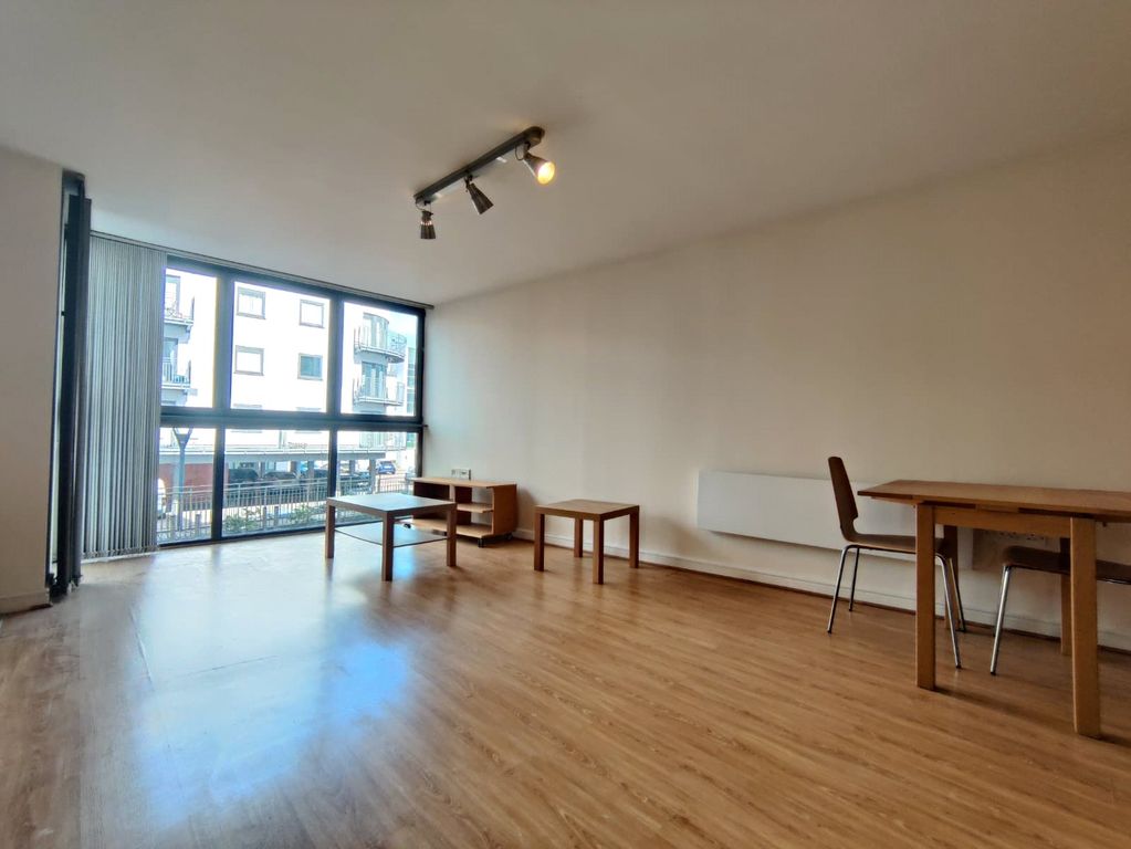 Property photo 1 of 5 Picture No. 09