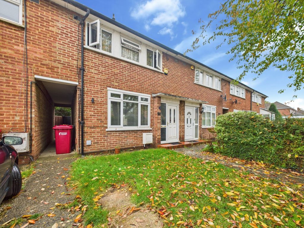 Property photo 1 of 8 Front