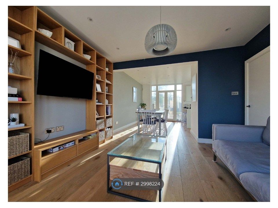 Property photo 1 of 11 Open Plan