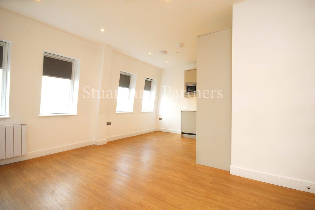 Property photo 2 of 6