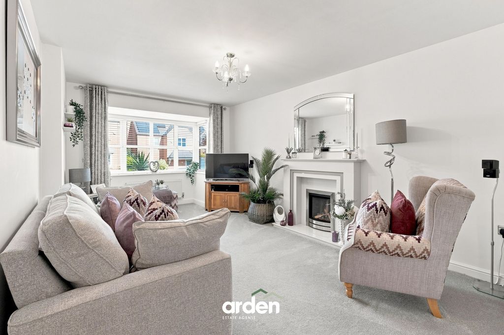 Property photo 2 of 19