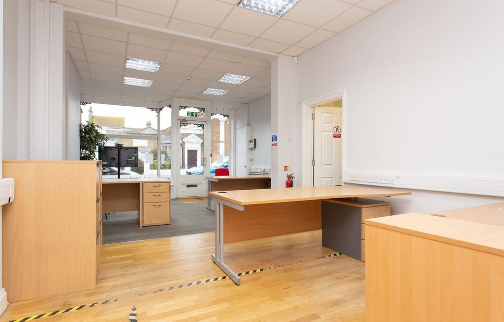 Property photo 3 of 12 Picture No. 03