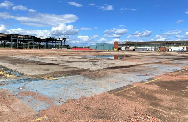 Property photo 1 of 2