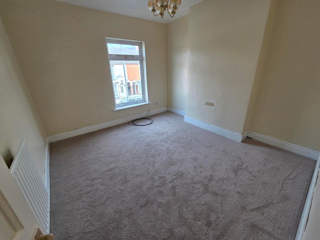 Property photo 2 of 9 Front