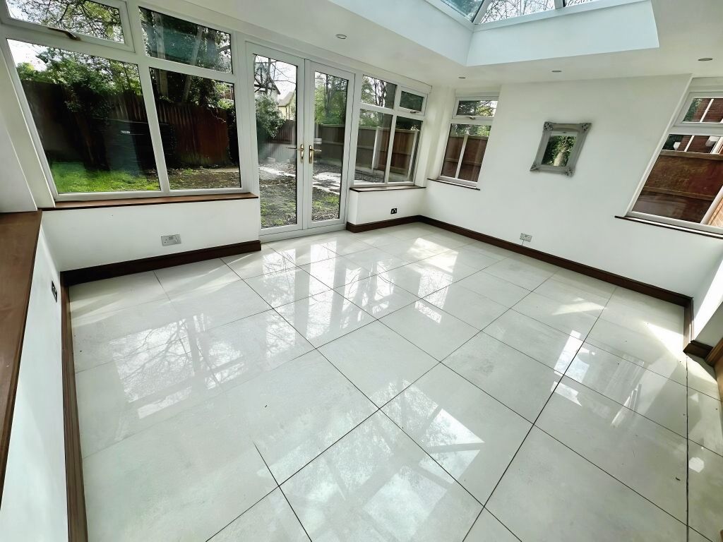 Property photo 2 of 30