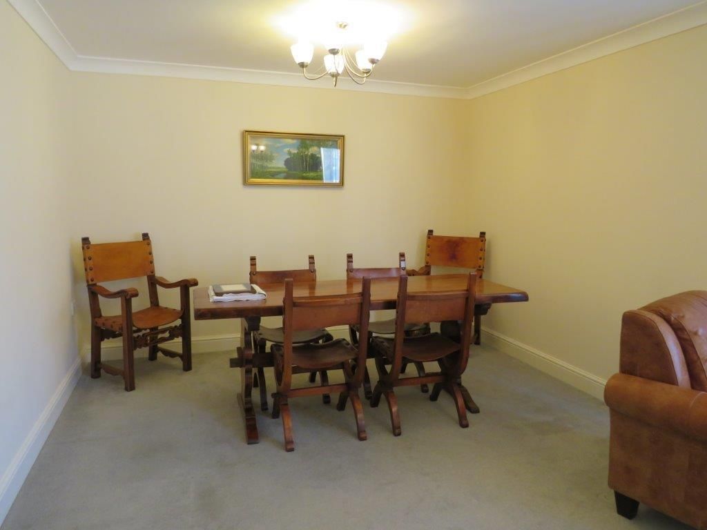 Property photo 3 of 21