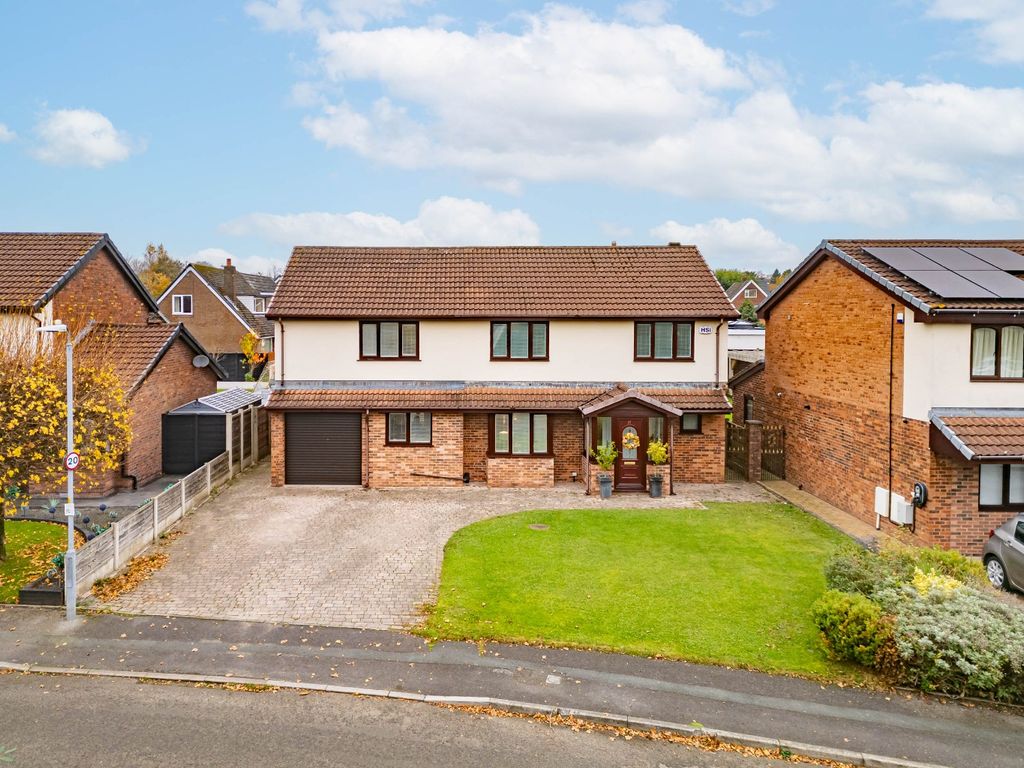 Property photo 1 of 33 3733600
