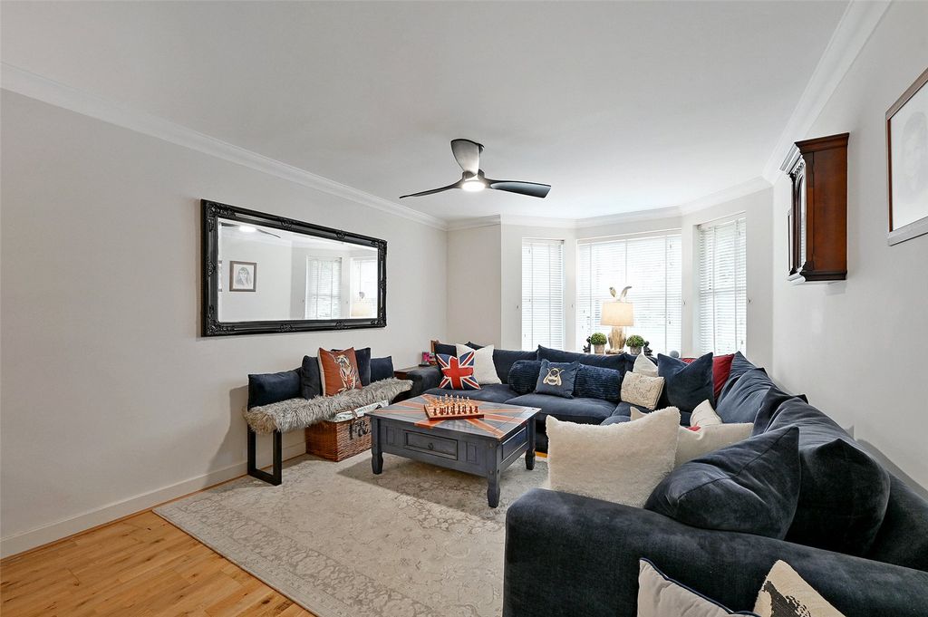 Property photo 2 of 15 Picture No. 14