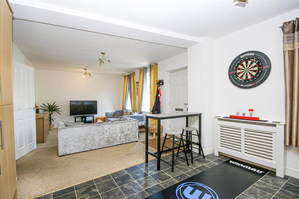 Property photo 3 of 13 4-Img_0647.Jpg