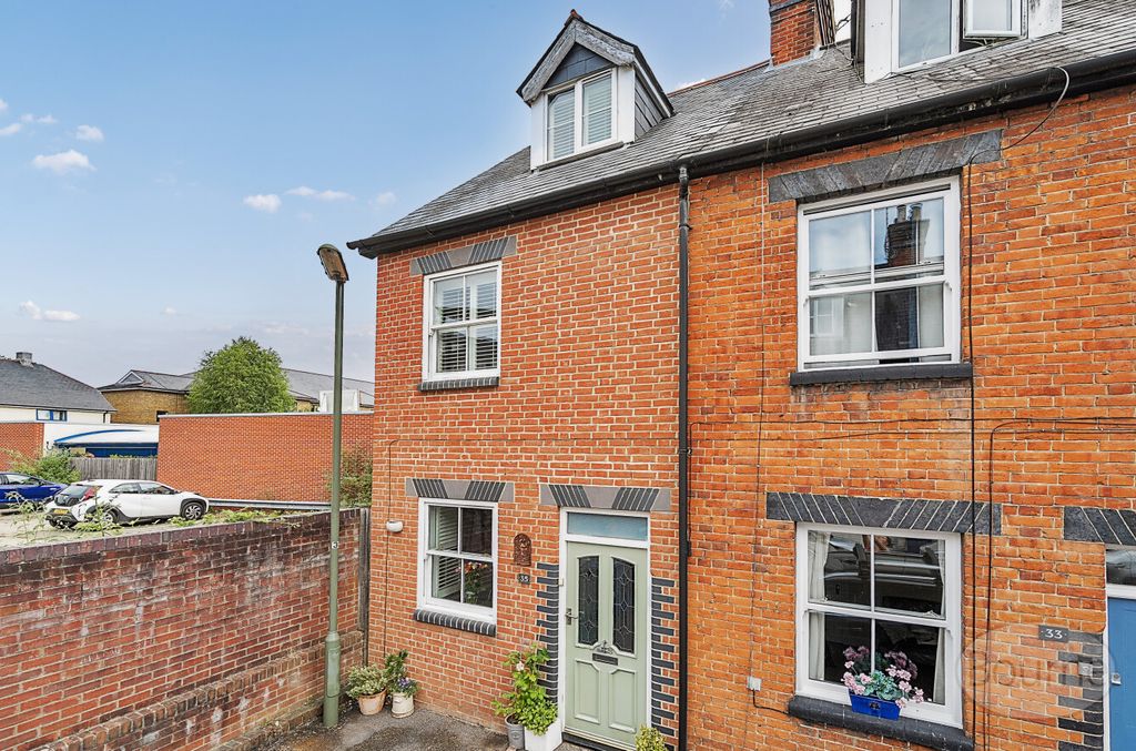 Property photo 1 of 17 Fa8A98B9-5221-496...