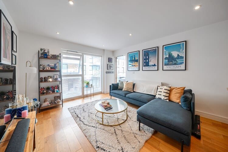 Property photo 2 of 17